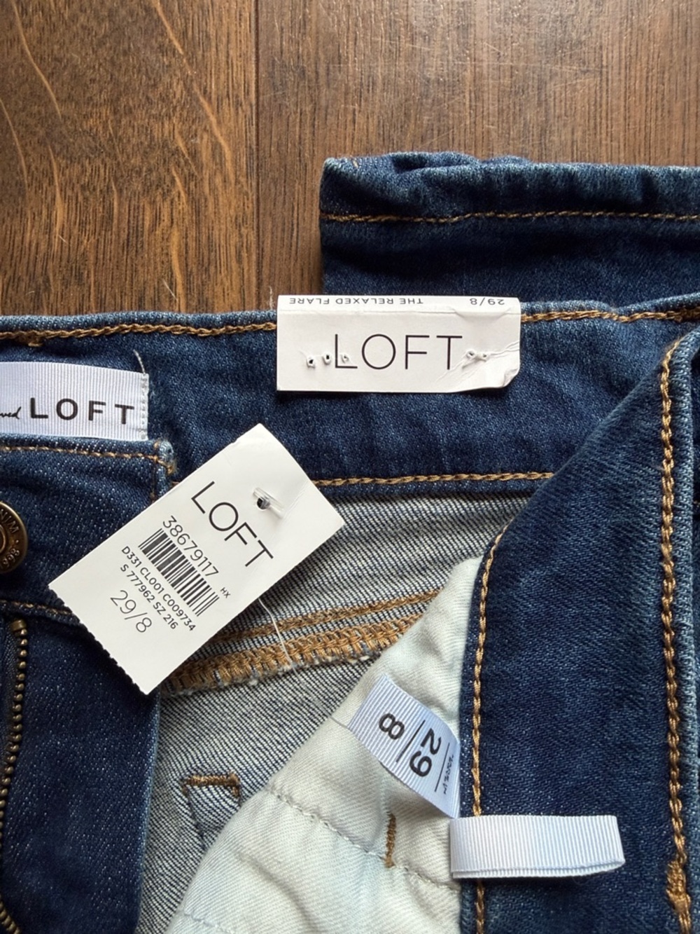 High Rise Relaxed Flare Jeans - Picture 3 of 5